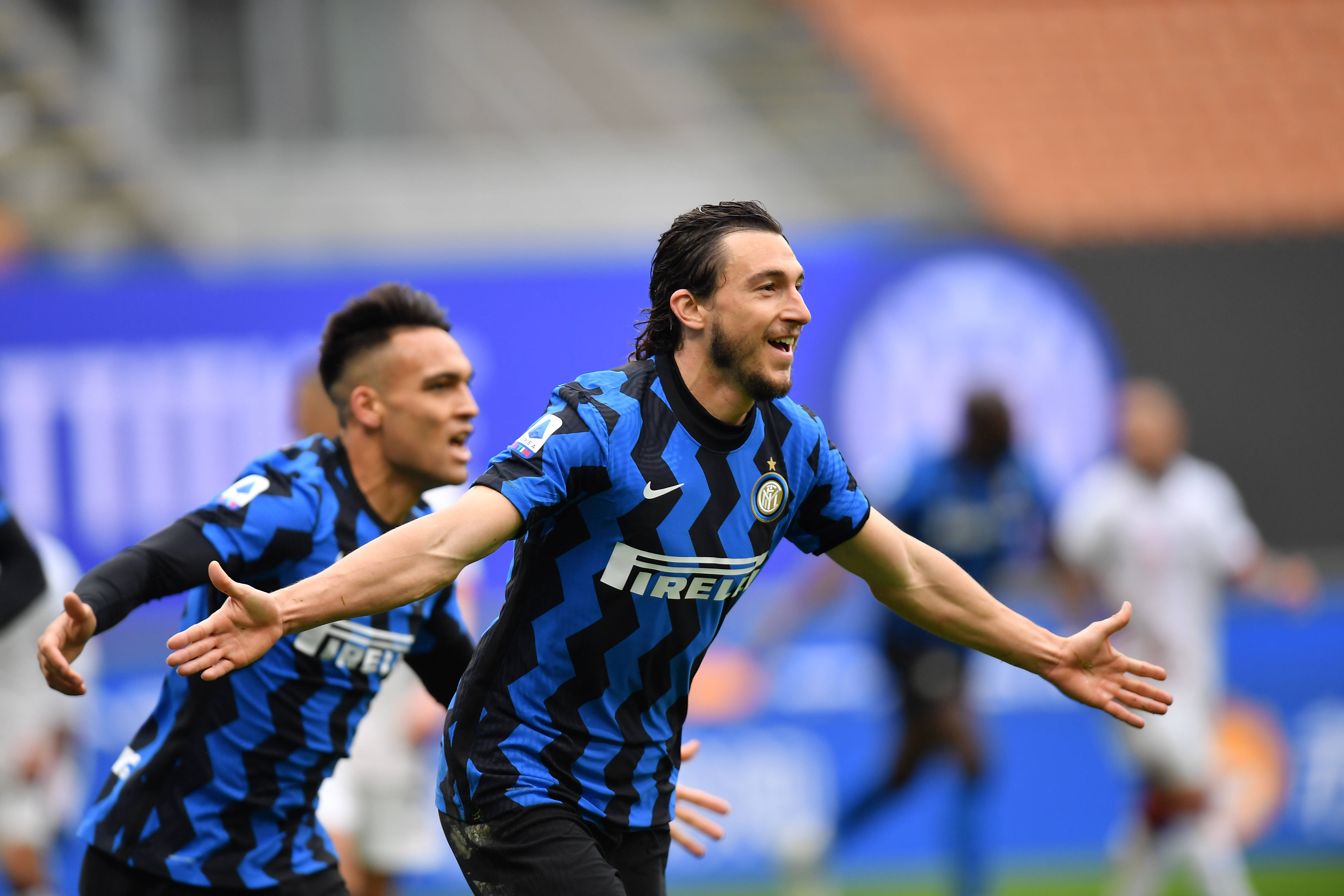 海港vs首尔：2外援PK4外援，蒯纪闻、张琳芃先发，林加德出战（海港迎战首尔：两外援对四外援，蒯纪闻张琳芃首发，林加德登场）