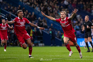 天价对决！姆巴佩、亚马尔并列身价榜首，谁是新生代第一人？（巅峰身价之争：姆巴佩与亚马尔并列榜首，谁能称新生代之王？）