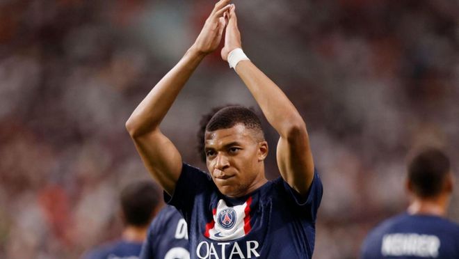 杭州承办世预赛票房破5000万，据估创10亿级别的综合经济效益（世预赛落户杭州票房超5000万，综合经济效益预计达十亿级）