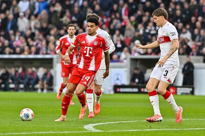 记者：格纳布里接近与拜仁续约两年，税前年薪最高1500-1600万（记者：格纳布里有望与拜仁续约2年，税前年薪上限1500万-1600万）