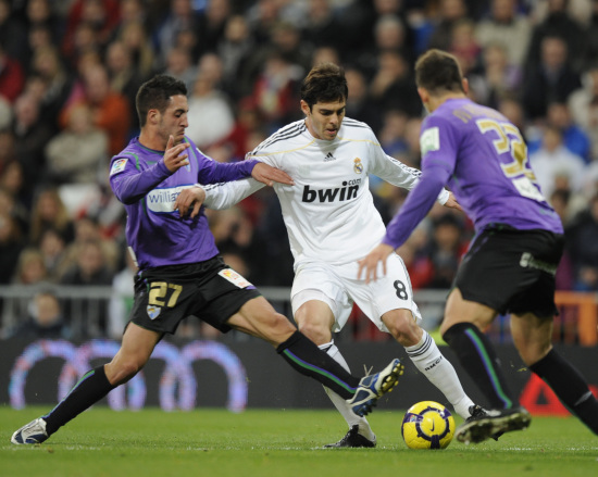 卡拉格：英超教练只有瓜帅强于埃梅里，还是不看好维拉能夺冠（卡拉格：英超主帅里仅瓜帅高于埃梅里，依旧不看好维拉夺冠）