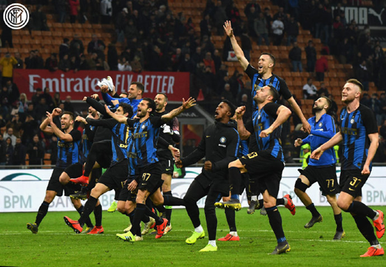 巴萨客战切尔西大名单：拉什福德复出，佩德里继续缺阵（巴萨做客切尔西名单出炉：拉什福德回归，佩德里继续缺席）